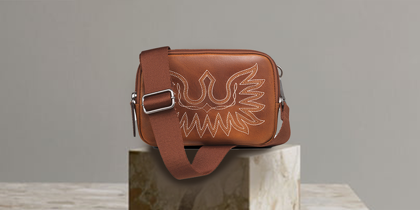 Ariat women’s handbag collection with premium leather totes, purses and crossbody styles