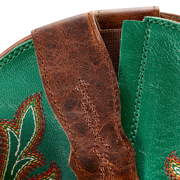 Women's Round Up Wide Square Toe StretchFit Western Boot
