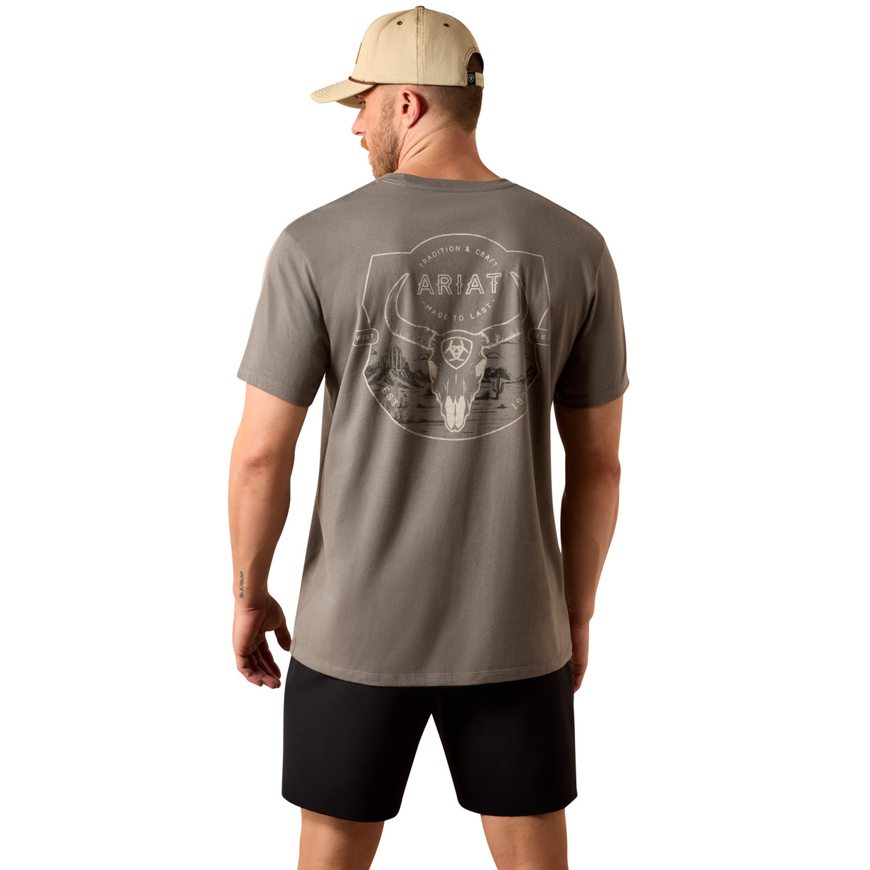 Ariat Desert Badge Tradition Classic Fit T-Shirt