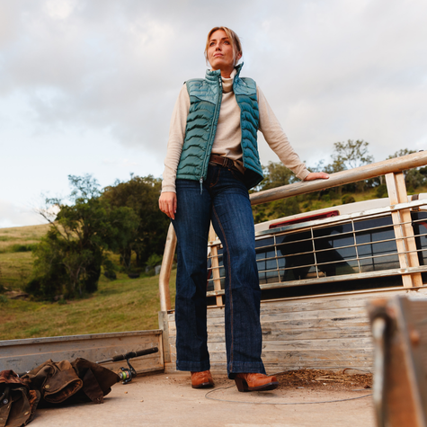 Women's Clearance Jackets and Vests